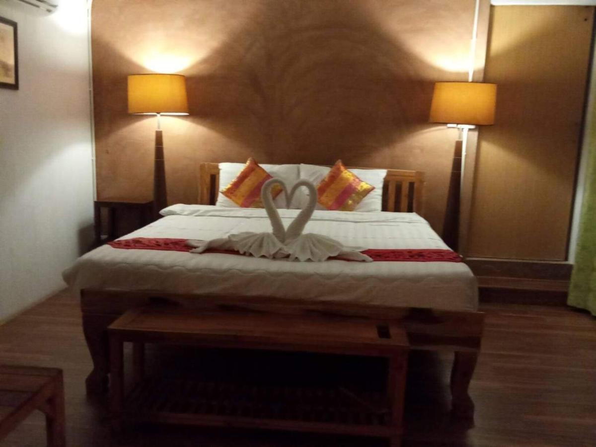 Baan B&B Sukhothai Esterno foto